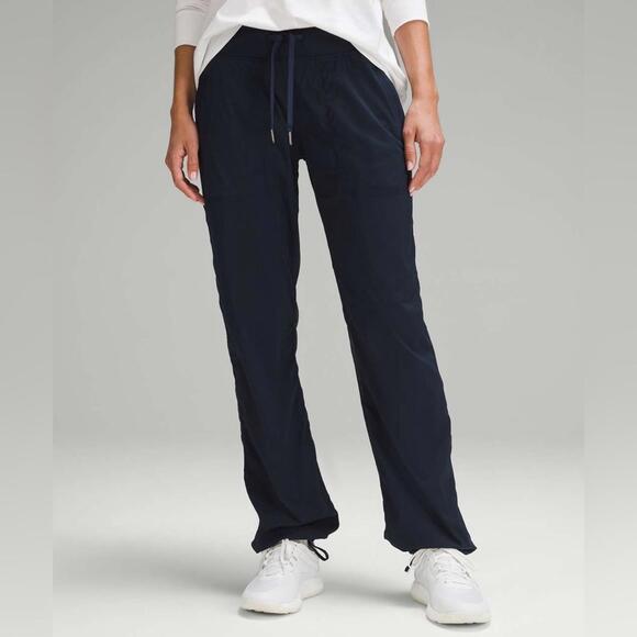 Lululemon Dance Studio Mid-Rise Pant *Short
True Navy - Picture 1 of 12